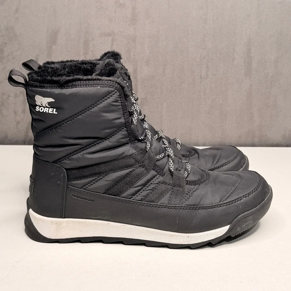 Sorel Whitney II Short Lace Boots Women 10 Black Waterproof Faux Fur Snow NL3820